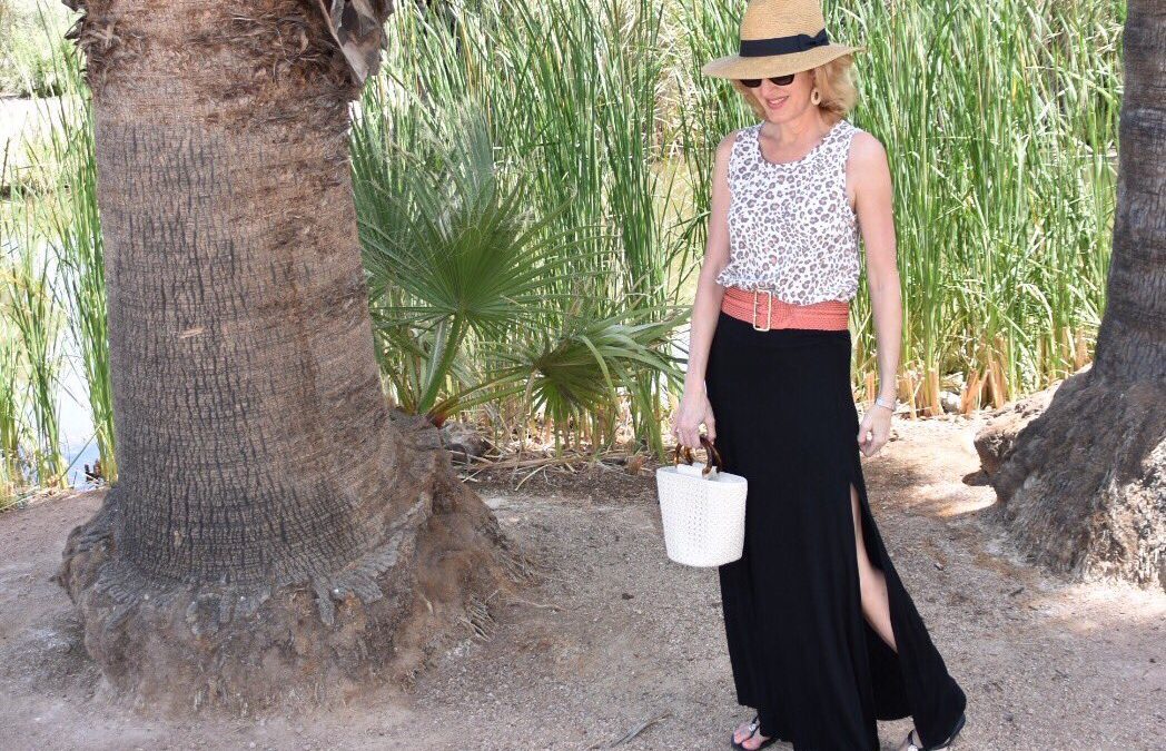 Black Maxi Skirt Outfits for Summer