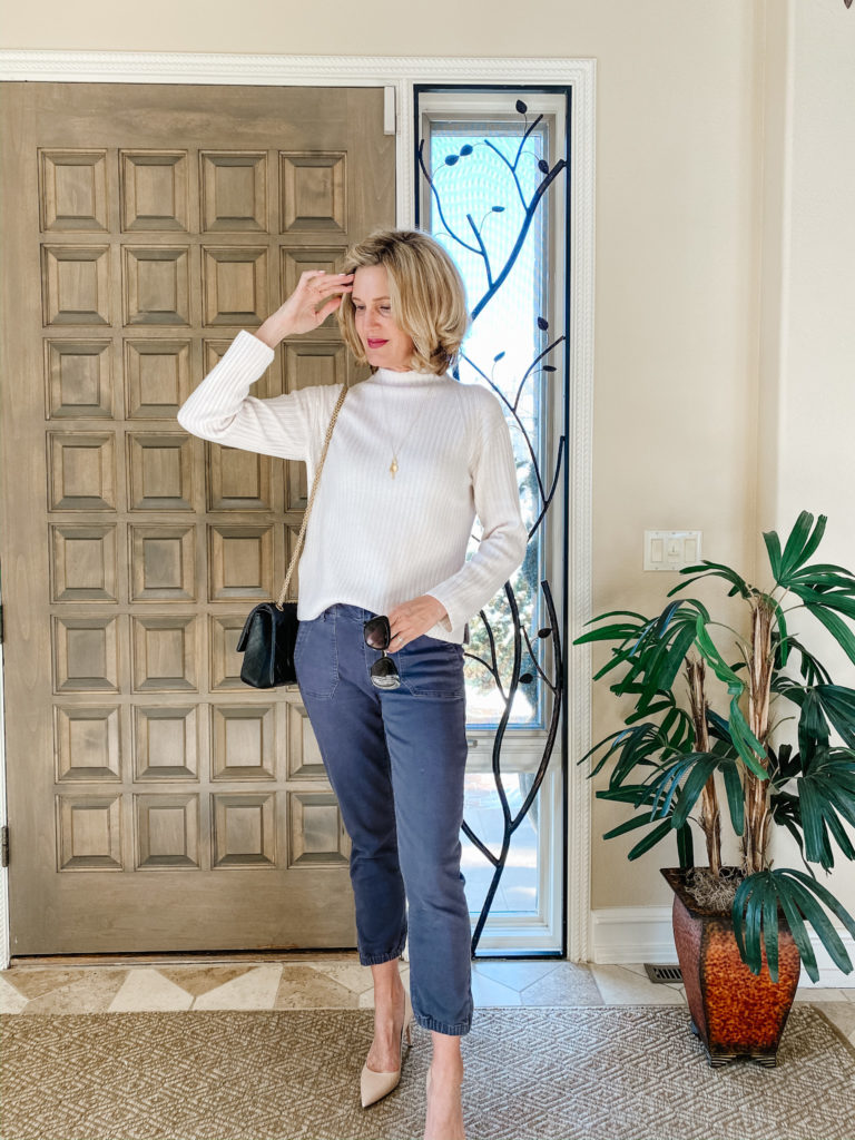 Lisa from Midlifeinbloom.com shows how to style jogger pants